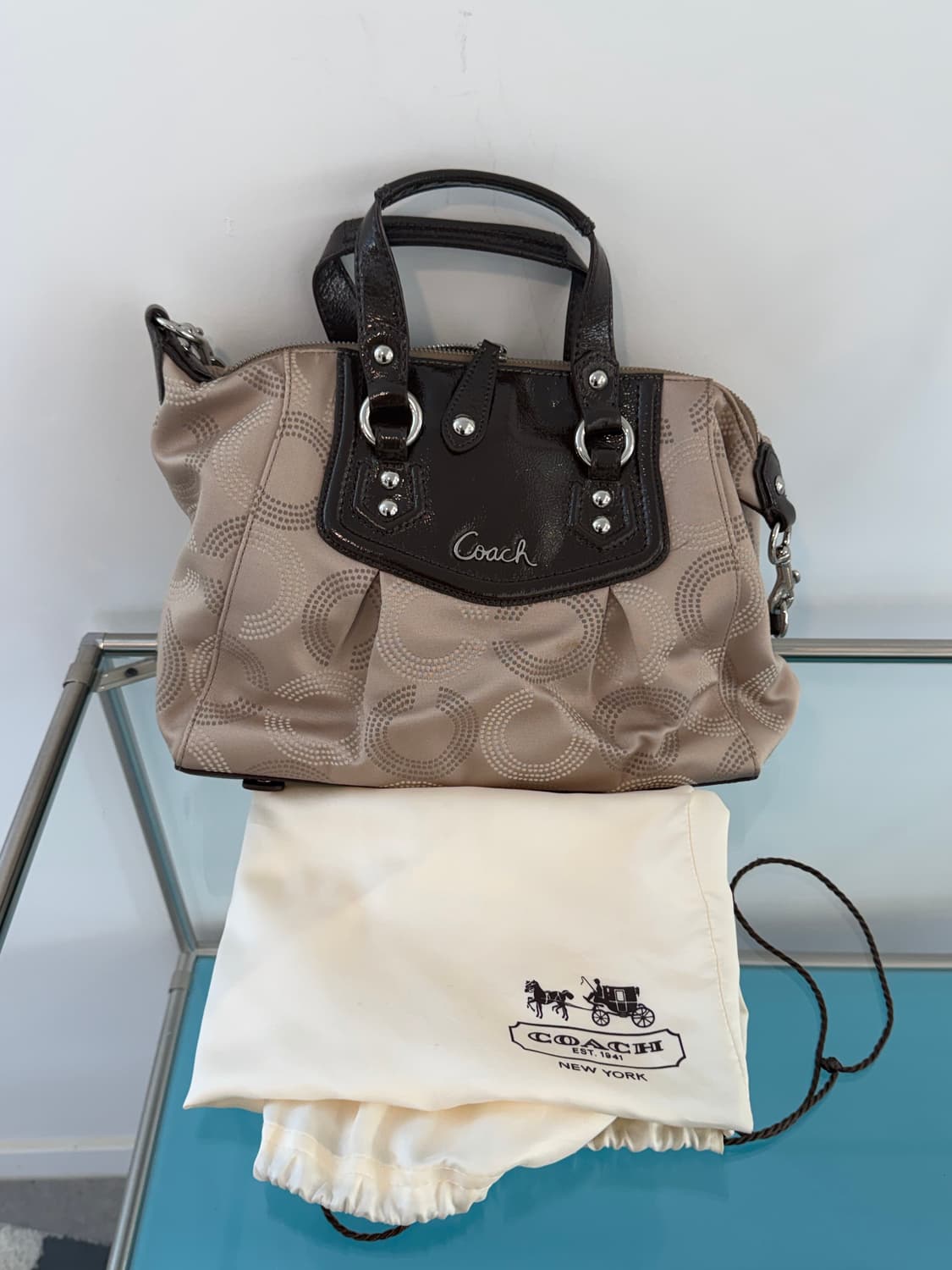 S급 Coach Ashley Dotted Op Art Satchel 상품이미지2