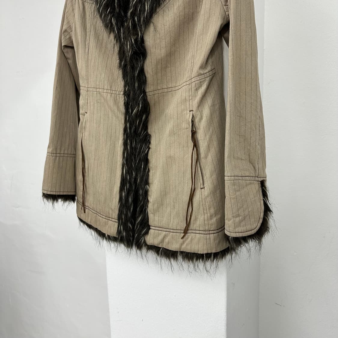 Levi’s fur trimming coat jacket 상품이미지5