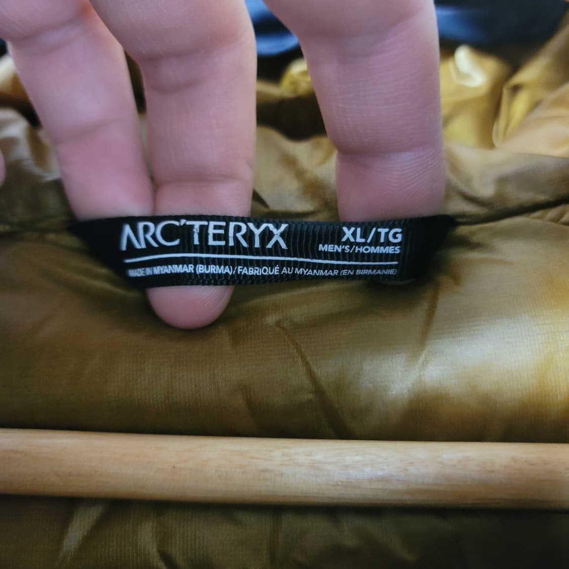 [XL] 아크테릭스 토륨AR 후디 24K골드 패딩 상품이미지4