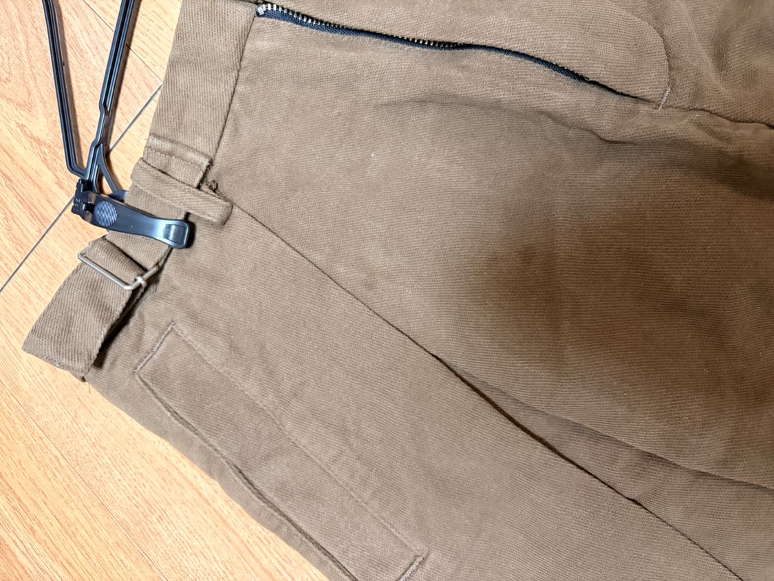 애프터프레이 릴렉스드 크로스 핀턱 팬츠 브라운 M사이즈 상품이미지4