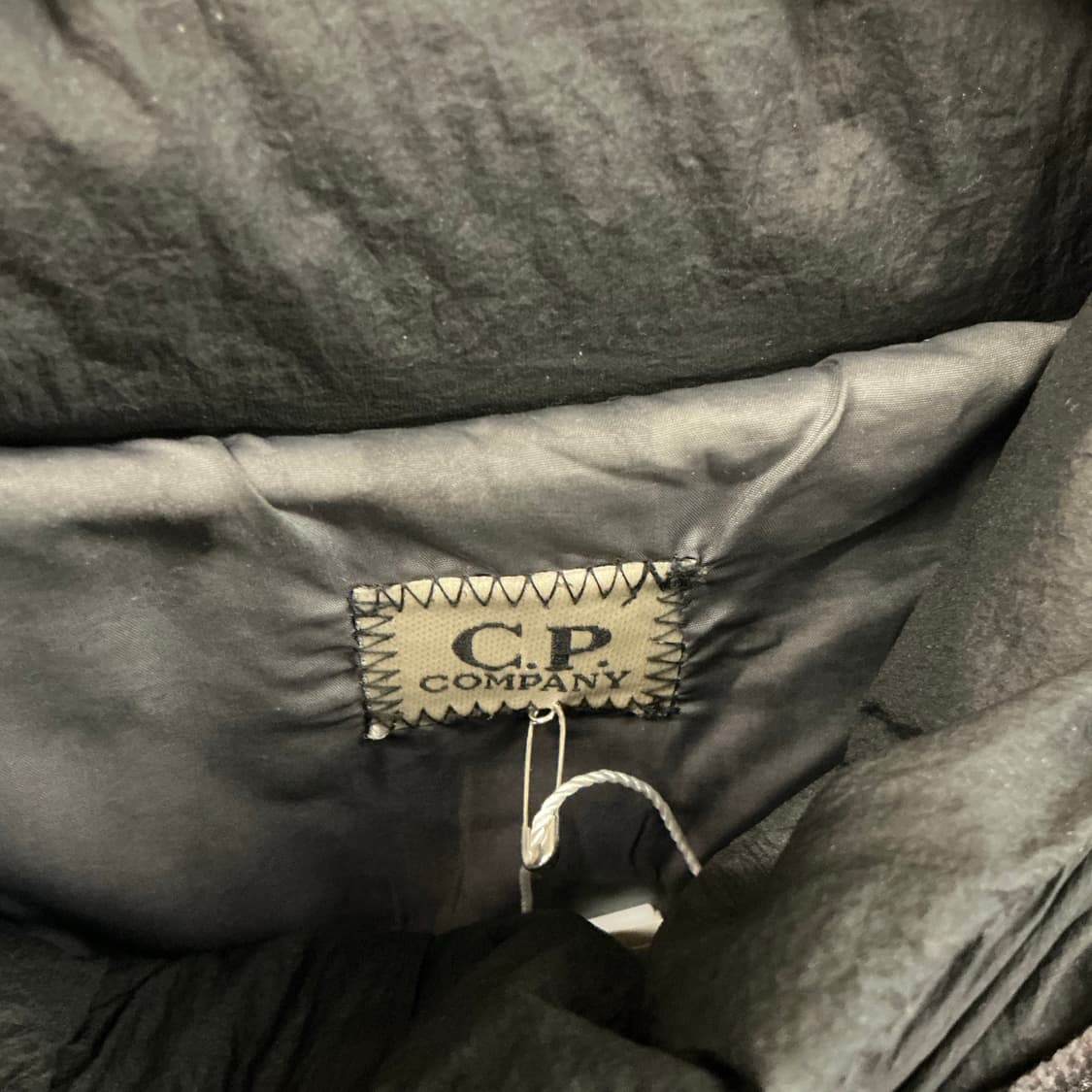 C.P.컴퍼니 고글 다운자켓 상품이미지2