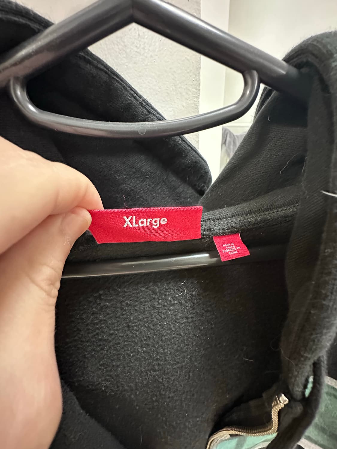 슈프림 x 데미안 허스트 집업 후드 스웨트셔츠 블랙 - 25SS 상품이미지4