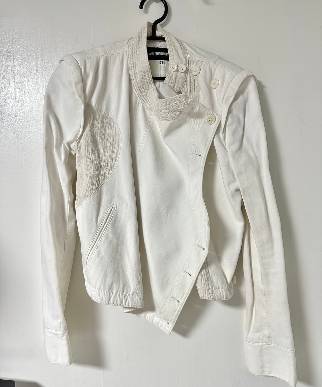 앤 드뮐미스터 아카이브 피스 화이트 자켓 상품이미지1