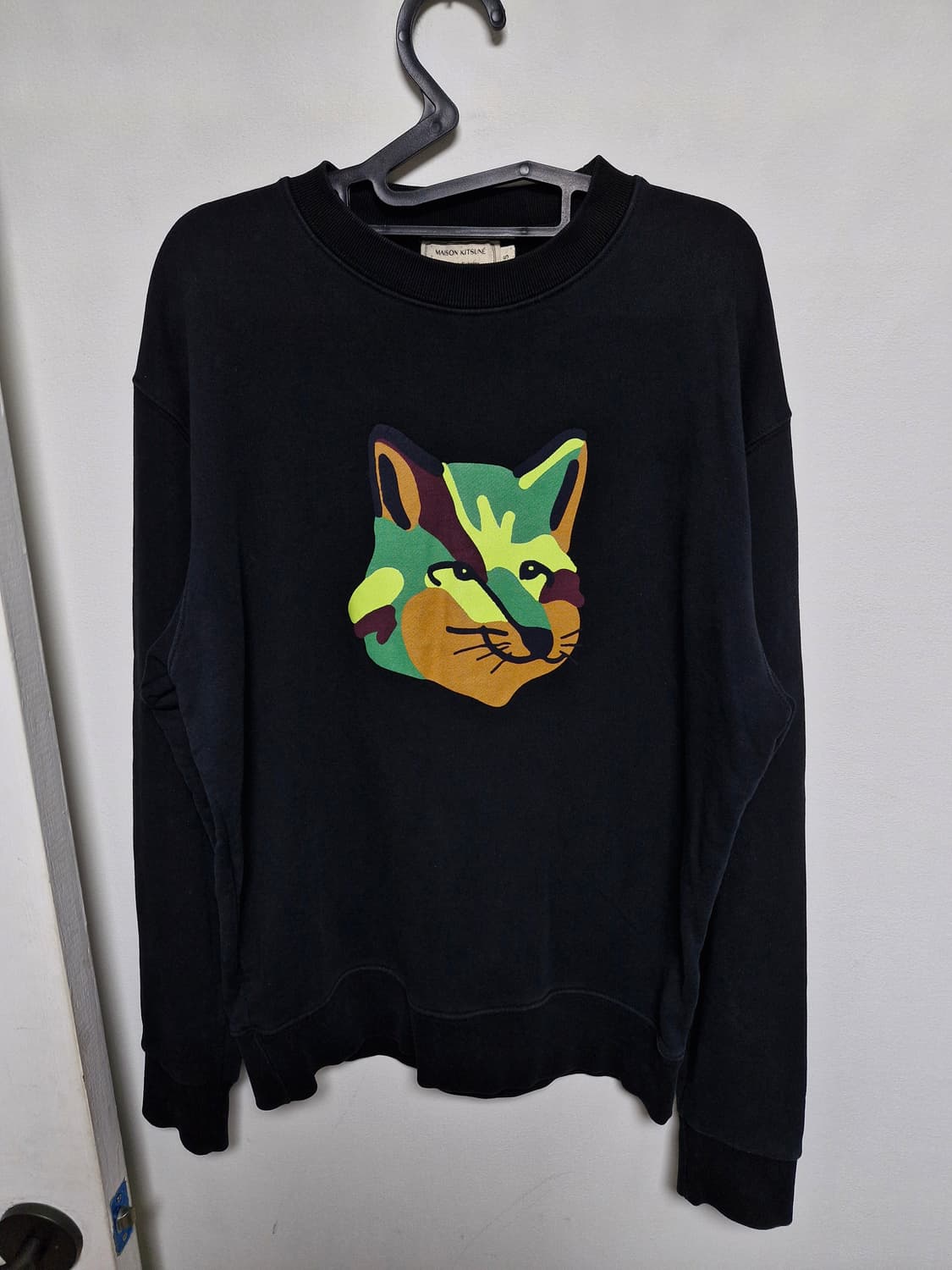 메종키츠네 네온블록컬러헤드 맨투맨 95 상품이미지1