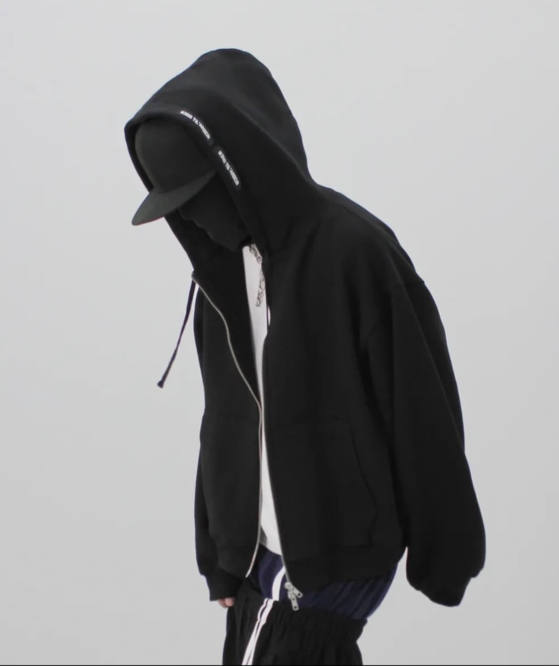 로어링라드 25에센셜 후드집업 m 블랙 상품이미지1