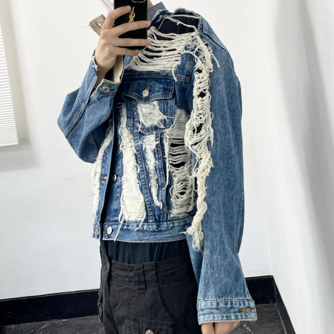 스파이더 웹 데미지 크롭 데님 트러커 자켓 상품이미지4