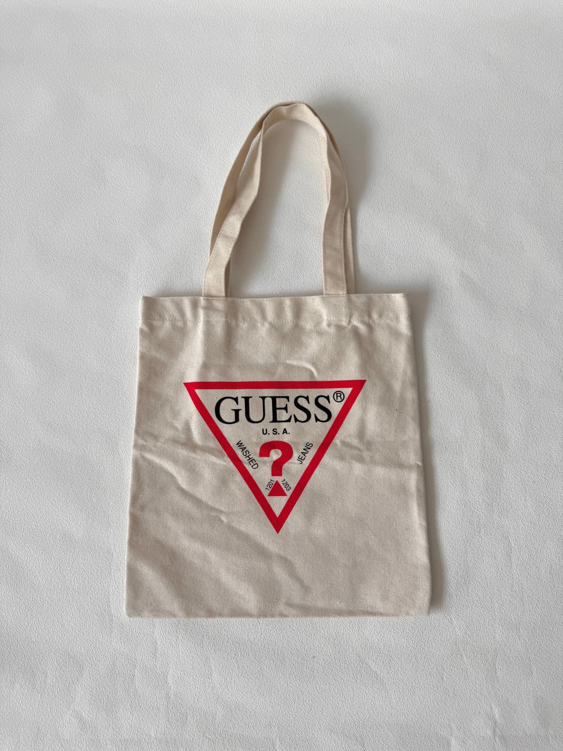 게스(GUESS) 에코백 상품이미지1