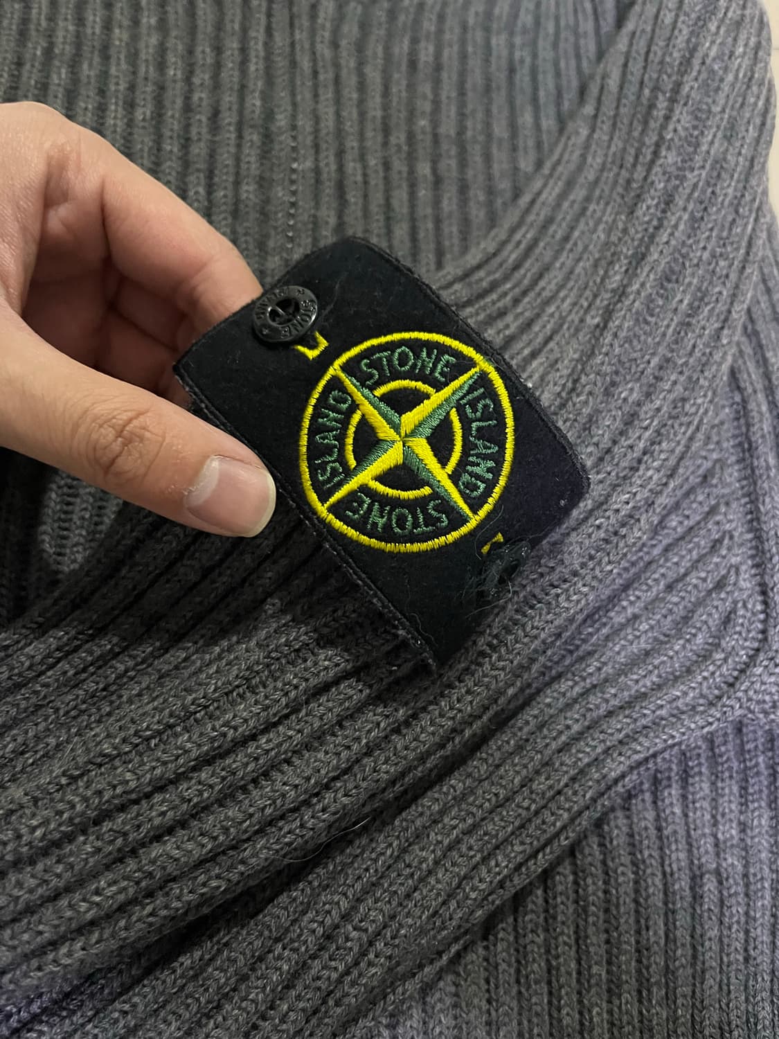 스톤아일랜드 골지 니트집업 s 상품이미지2