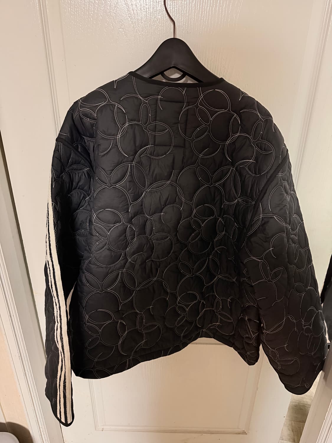 [XL] 아디다스 x 떠그 클럽 패디드 자켓 블랙 실버 메탈릭 상품이미지2