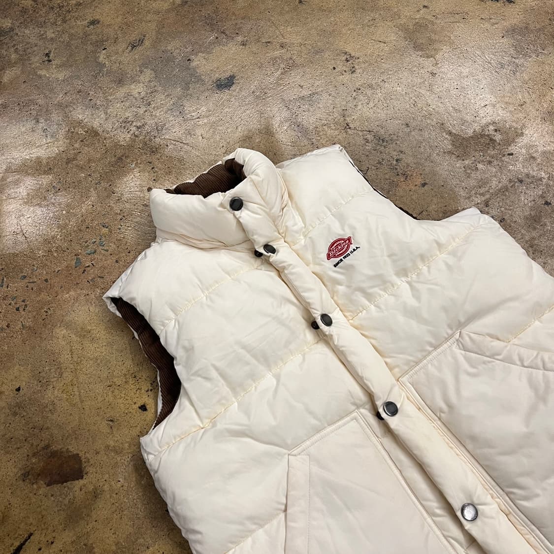 디키즈 화이트 크림 코듀로이 골지 카라 패딩 조끼  상품이미지1