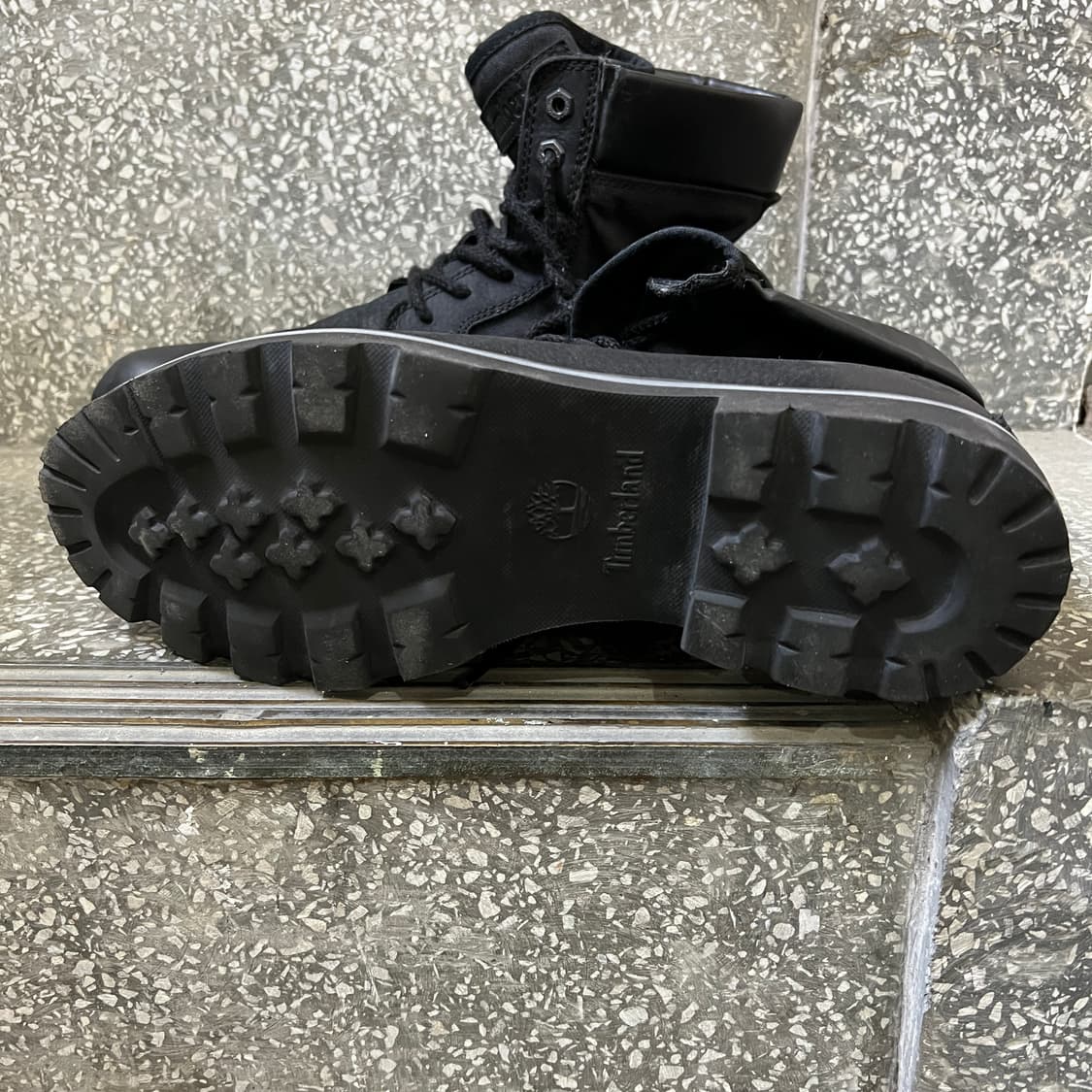 팀버랜드 6인치 트라이브 블랙 부츠  상품이미지9