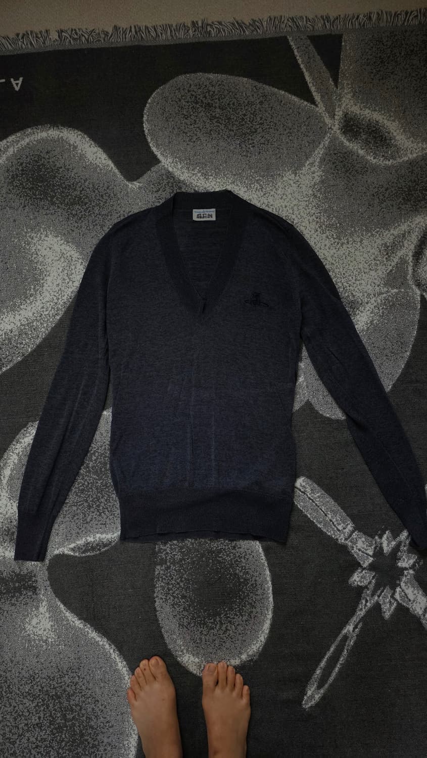 비비안웨스트우드  브이넥 레이온 여름 니트 상품이미지2