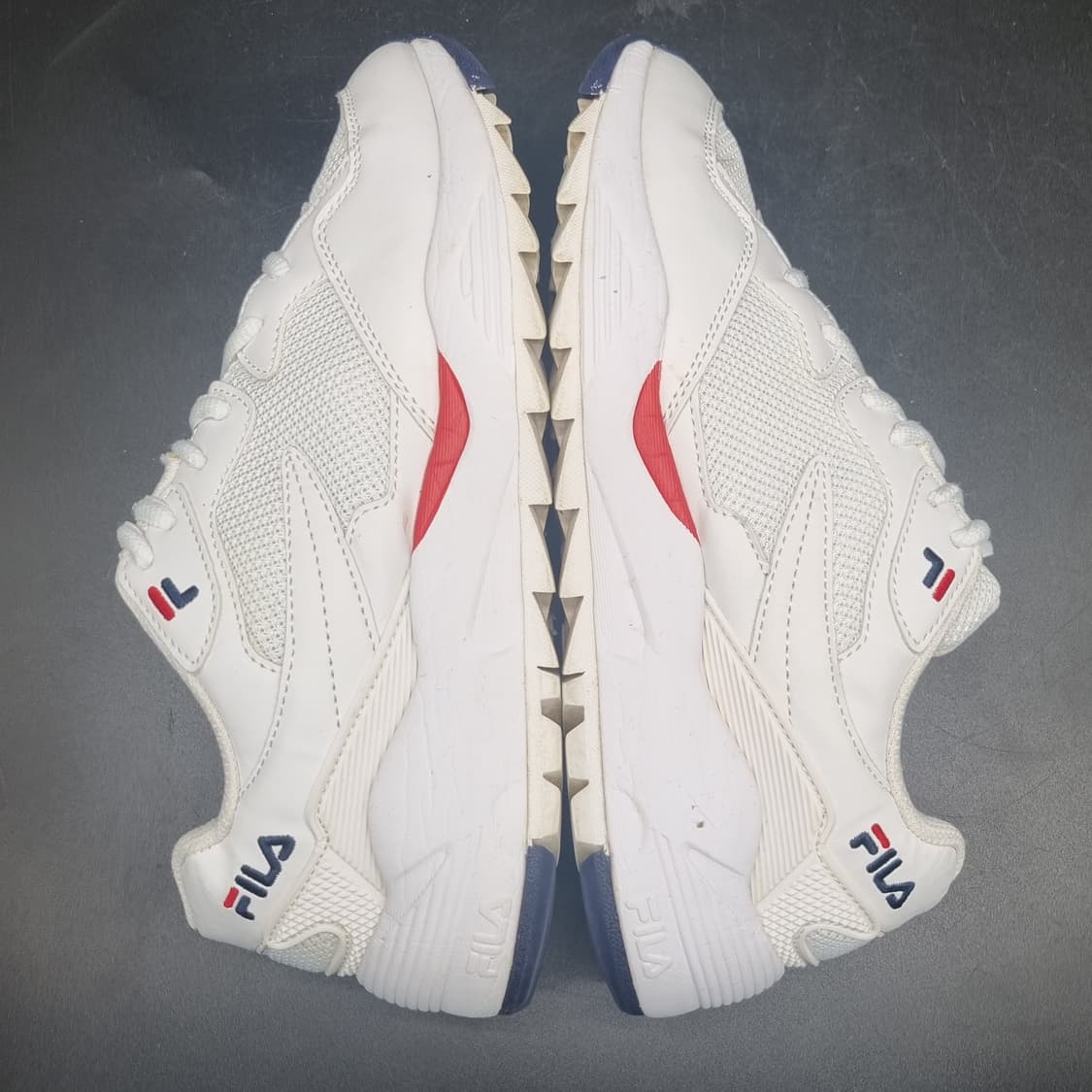 휠라 볼트 여성운동화235  상품이미지5