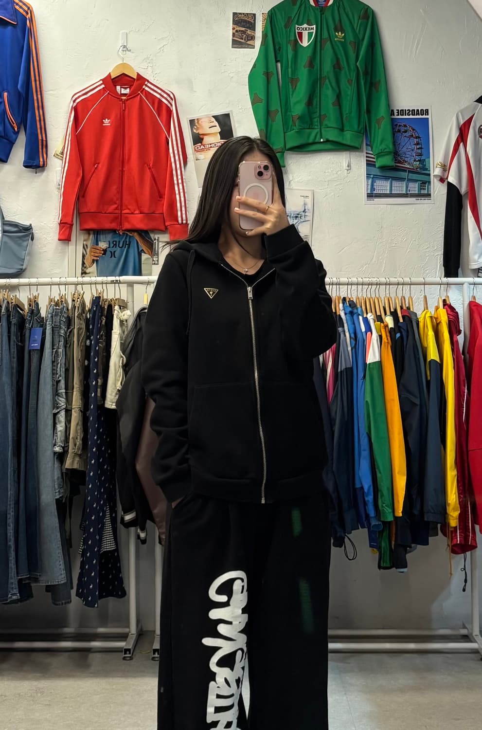 게스 올드스쿨 로고 블랙 후드집업 M 상품이미지1
