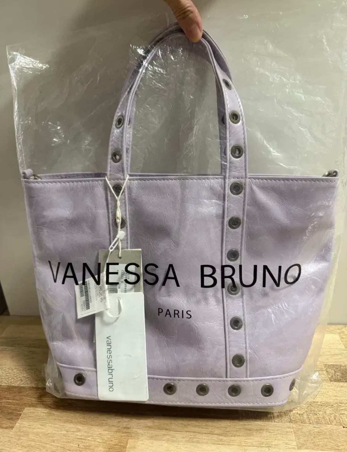 바네사브루노 [24SS]  퍼플 아일렛 장식 소가죽 S 카바스백 상품이미지7
