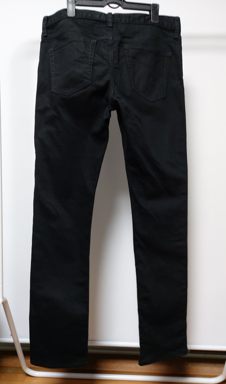 유니클로 블랙진 팬츠(34)

 상품이미지1