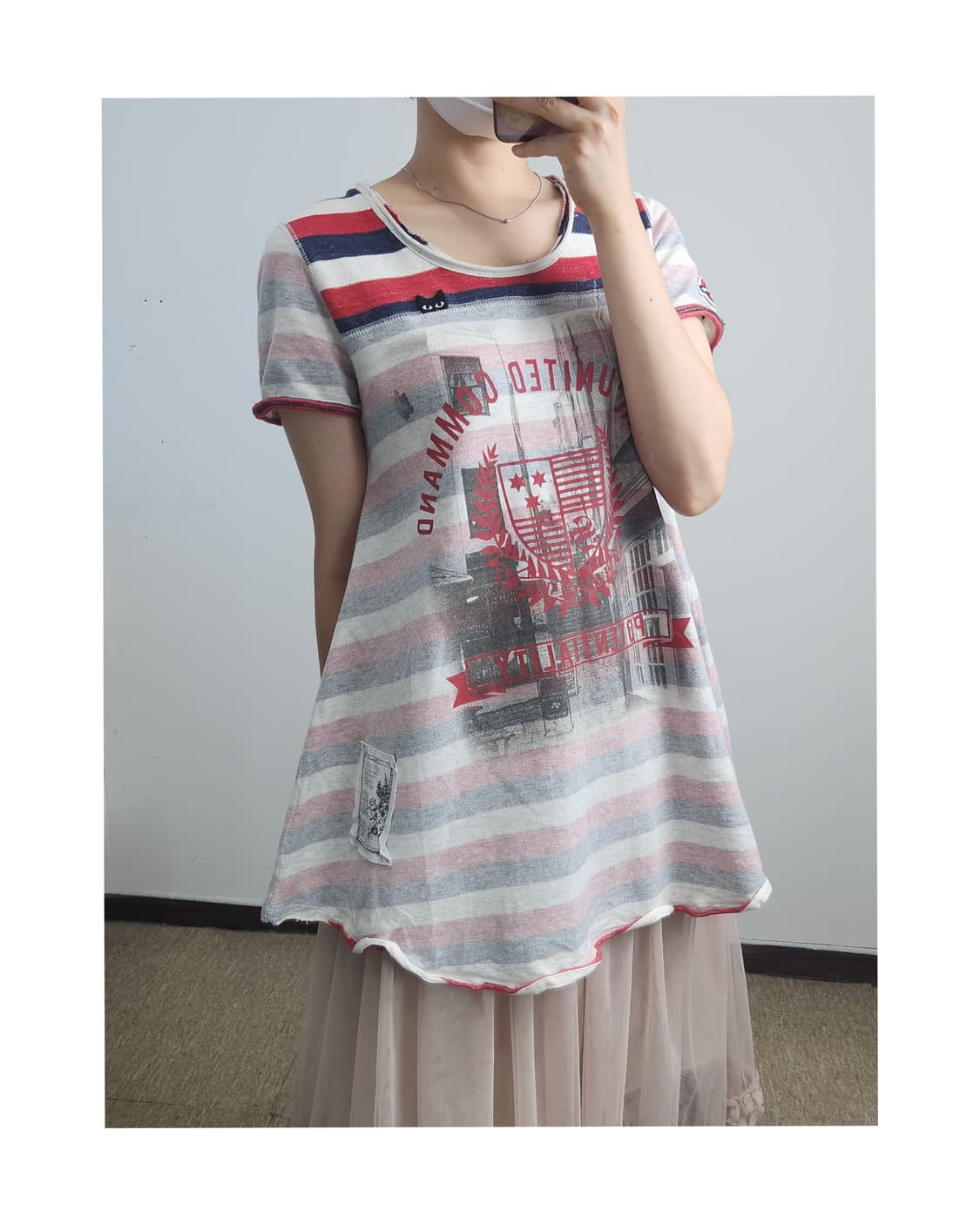 스트라이프 프린팅 티셔츠 상품이미지1