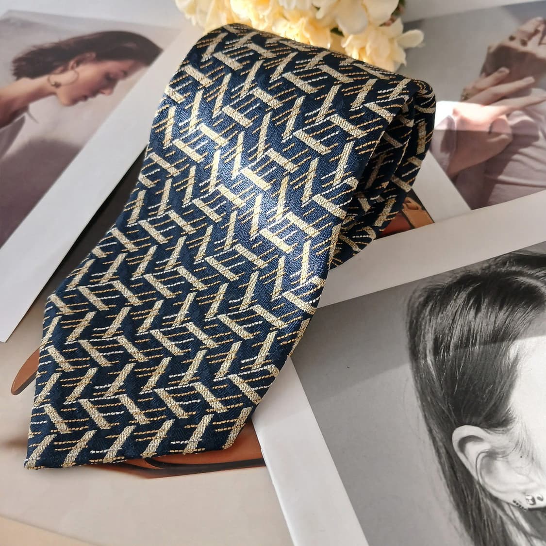 아쿠아스큐텀 실크 지그재그 넥타이 9.9cm A+등급 A19065
 상품이미지2