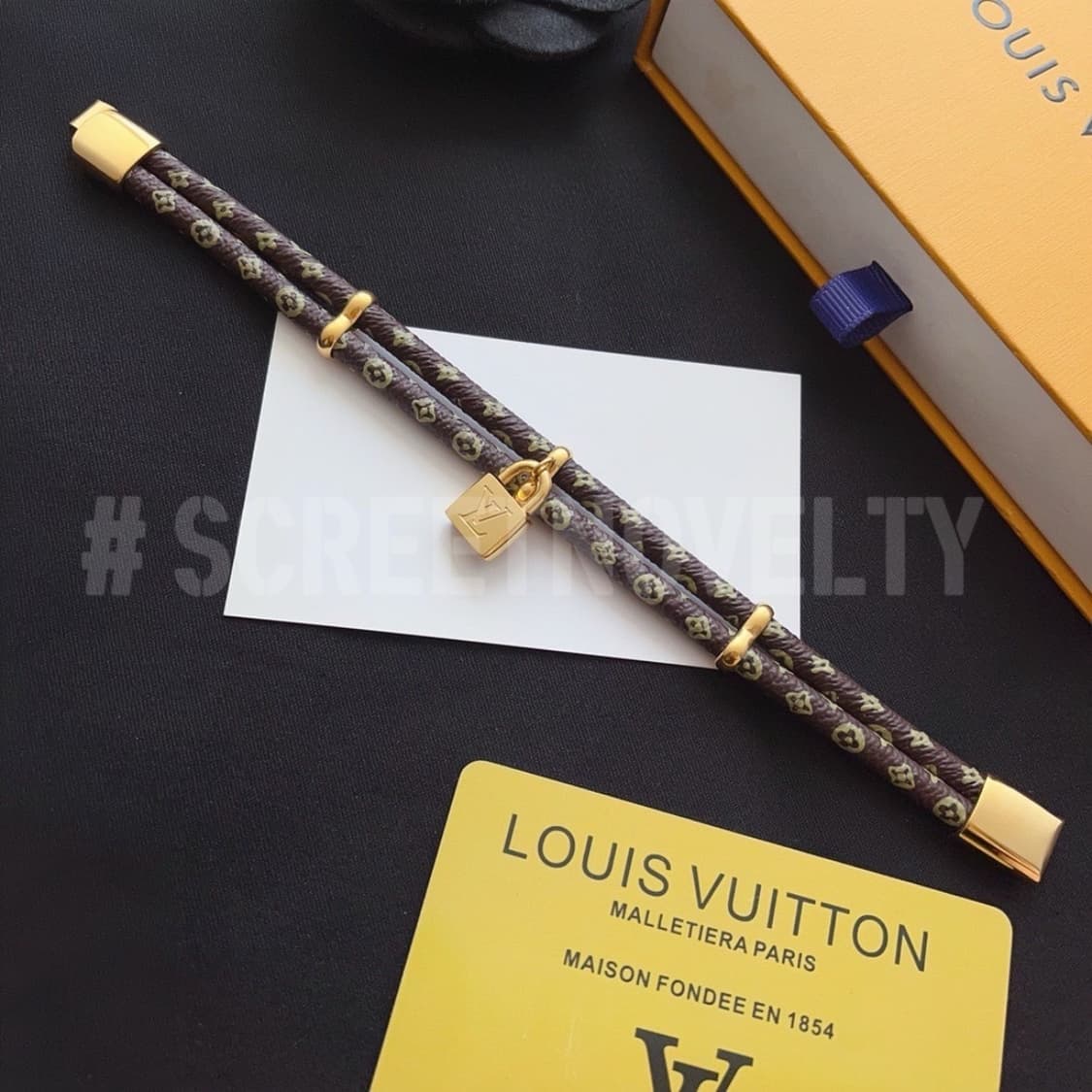 킵 잇 트와이스 모노그램 팔찌 풀박스 상품이미지8