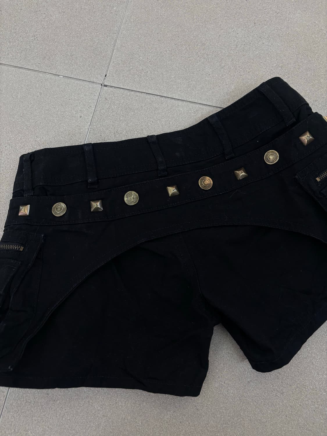 스터드 포켓 반바지 상품이미지6