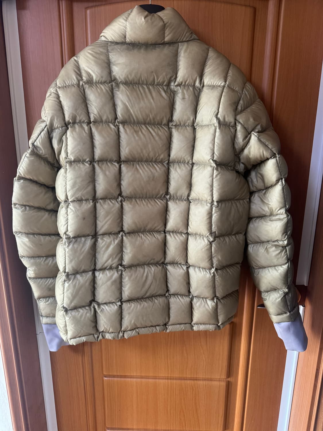 [3(L)] 999휴머니티 모듈러 라이트 구스 푸퍼 카키 패딩 상품이미지2