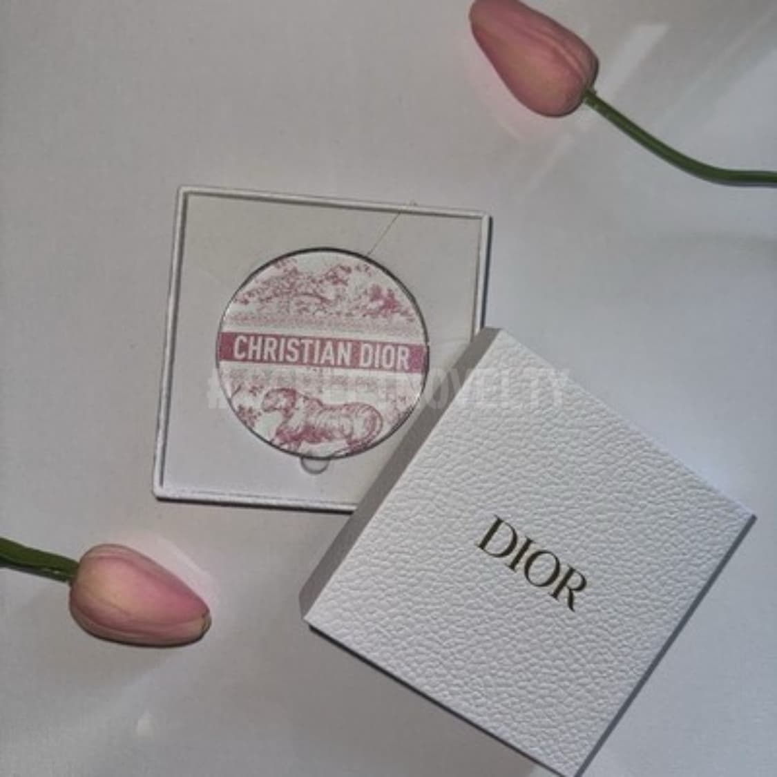 디올뷰티 뜨왈드주이 원형 미러 미니 손거울 핑크 상품이미지3