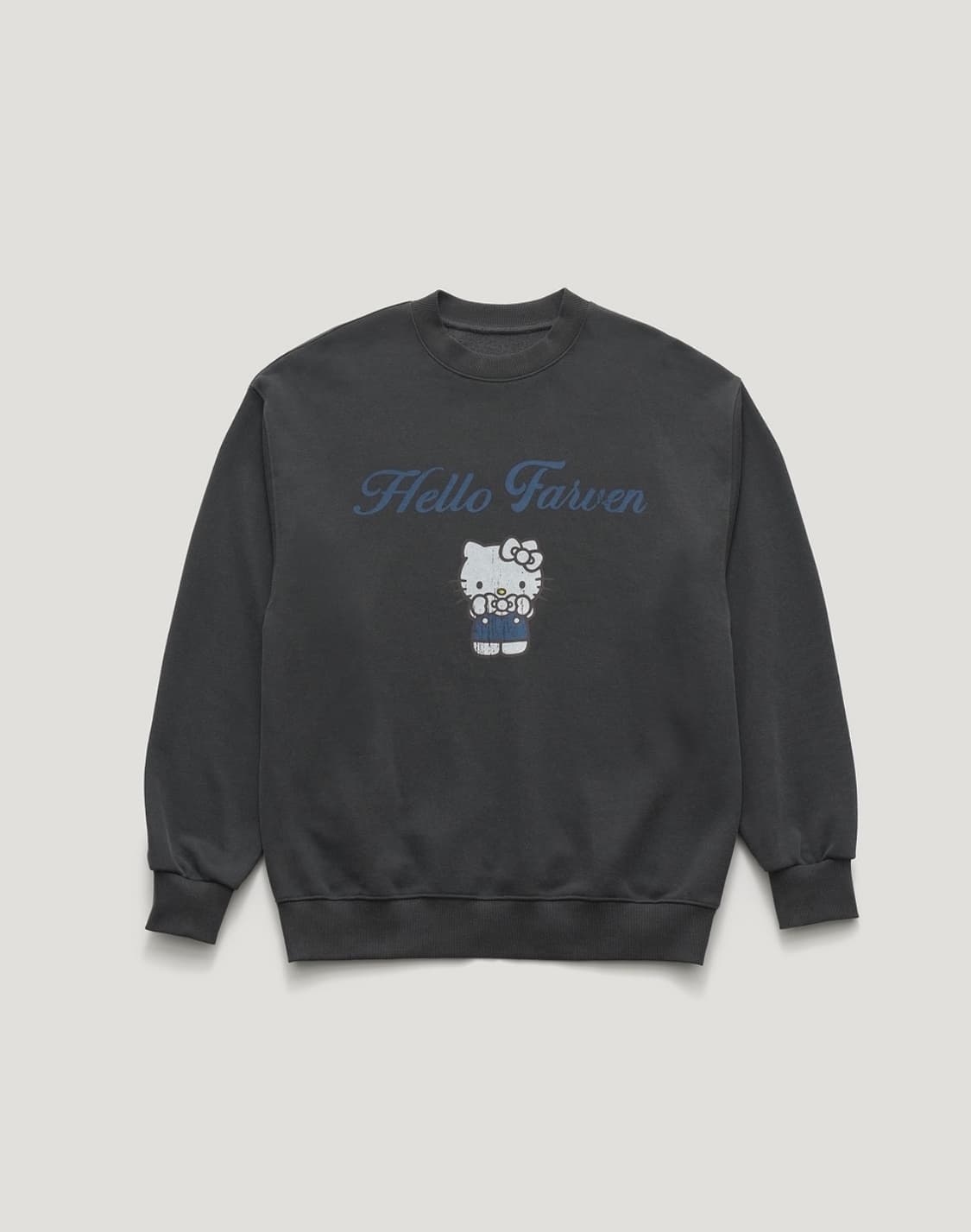 새상품)파르벵 헬로 키티 그래픽 스웻셔츠 맨투맨 차콜 상품이미지1