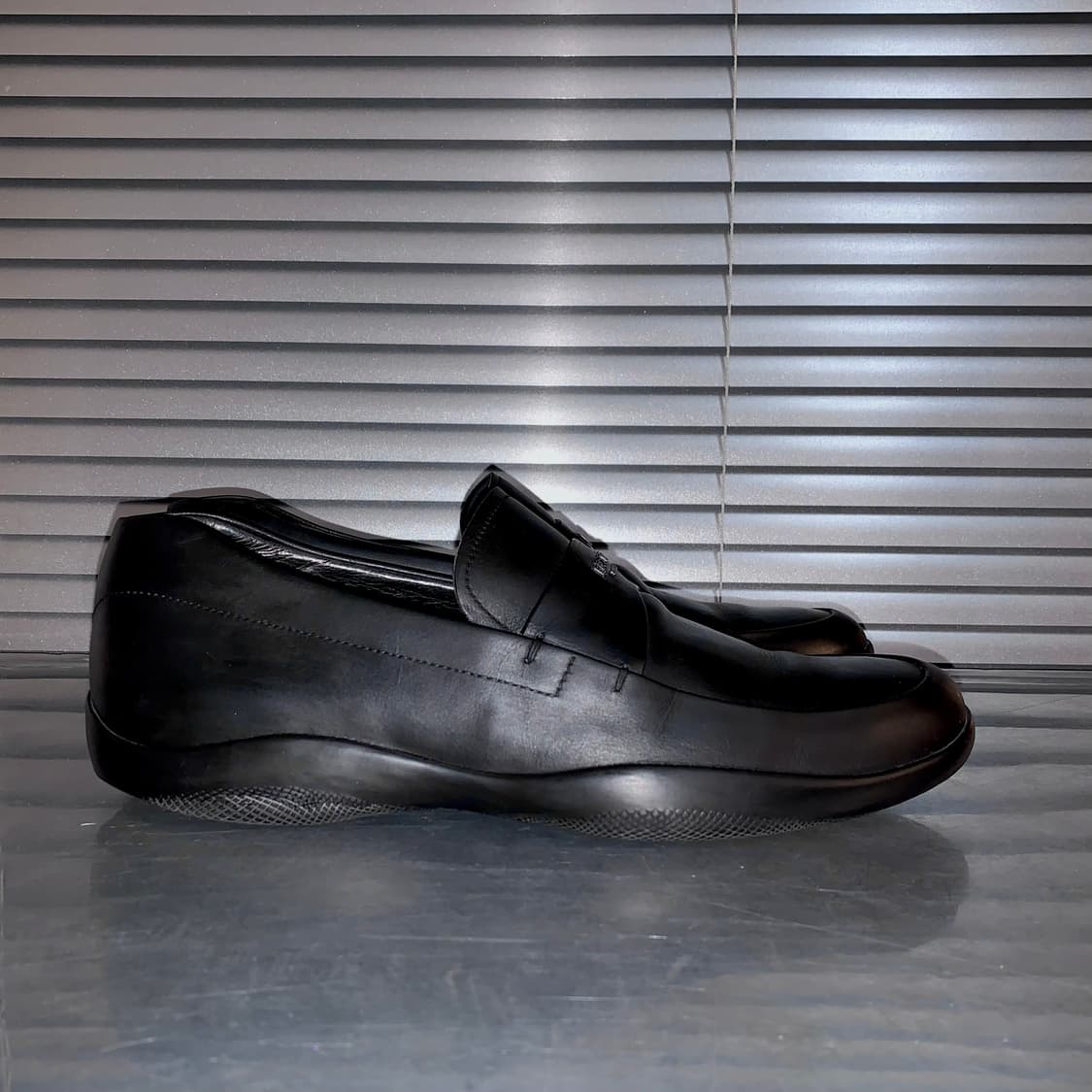 00s 블랙 프라다 스포츠 로퍼 상품이미지3