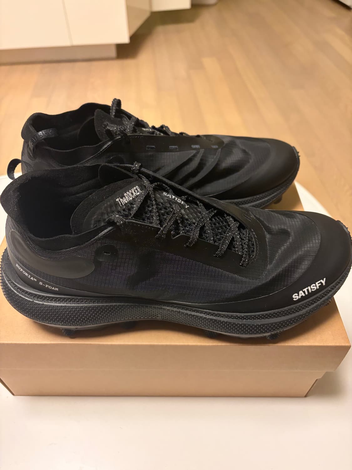 새티스파이 더라커 제트블랙 265 상품이미지4