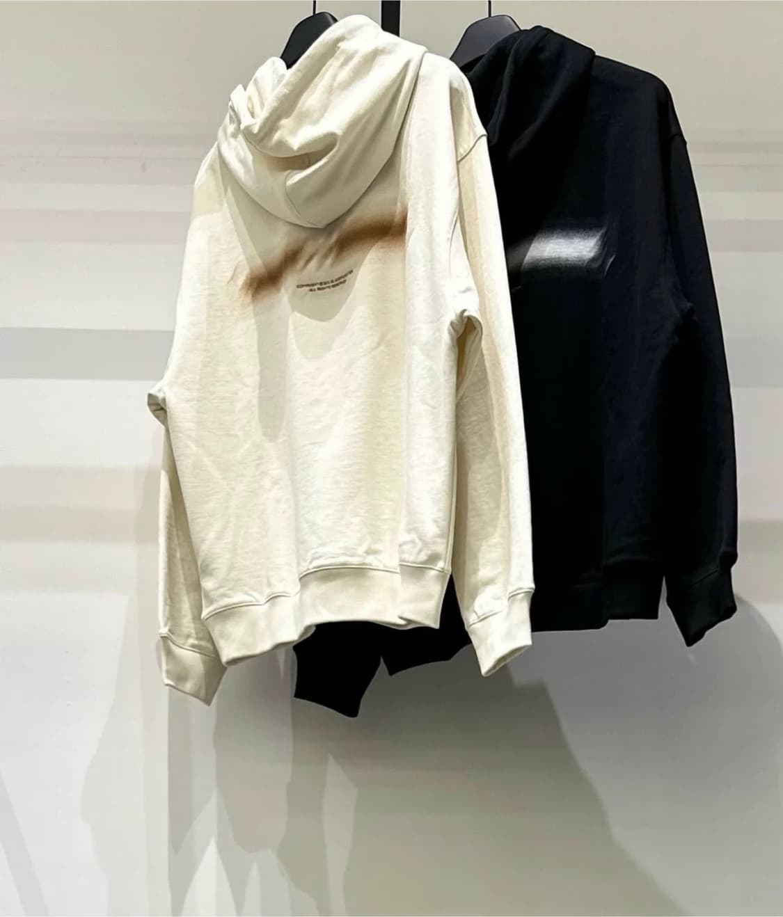 50/ 솔리드옴므 23-24FW 백스프레드 후드티 상품이미지2