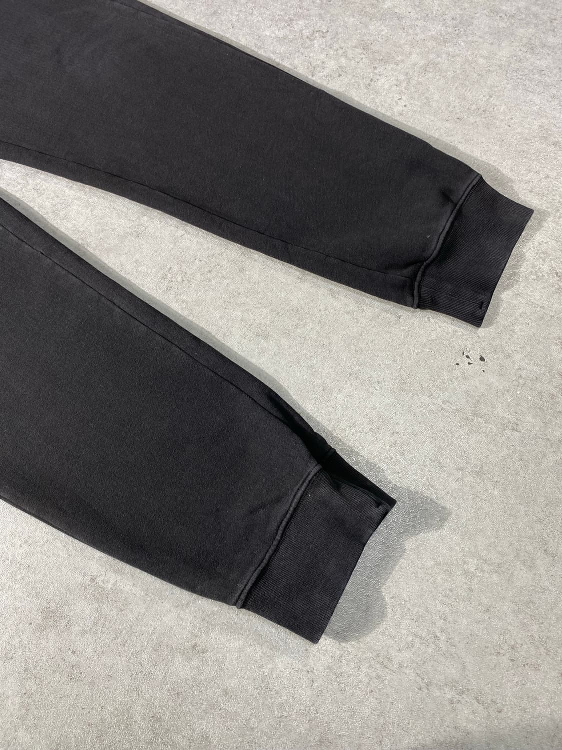 [L] Stone Island 스톤 아일랜드 루즈핏 스웻팬츠 상품이미지5