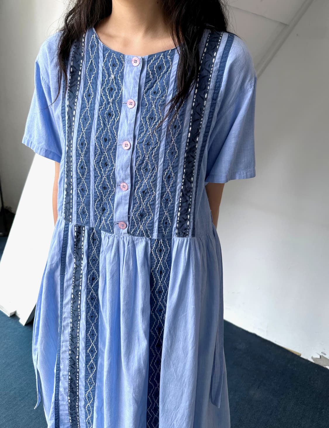 Light cotton design patch onepiece 상품이미지1