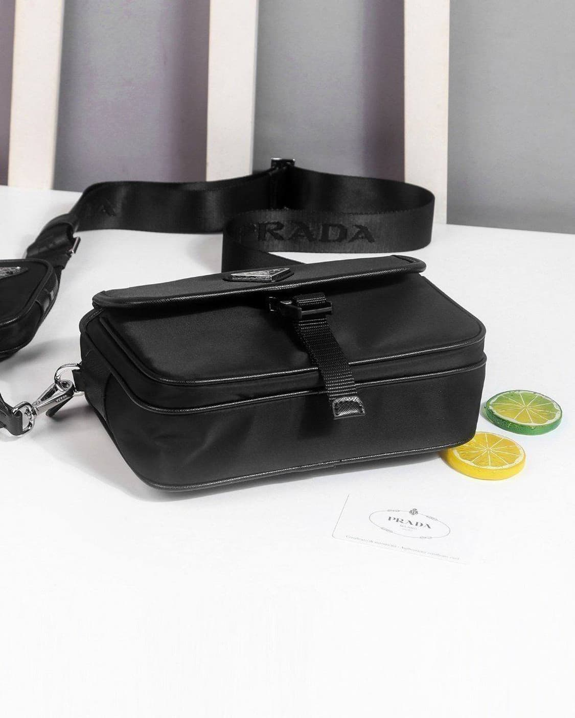 프라다(Prada)의 리나일론(Re-Nylon) 숄더백 상품이미지6