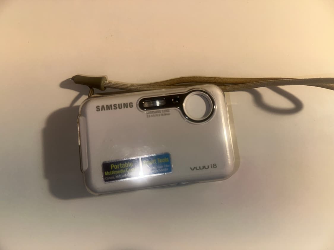 삼성 VLUU i8 디지털 카메라 상품이미지1