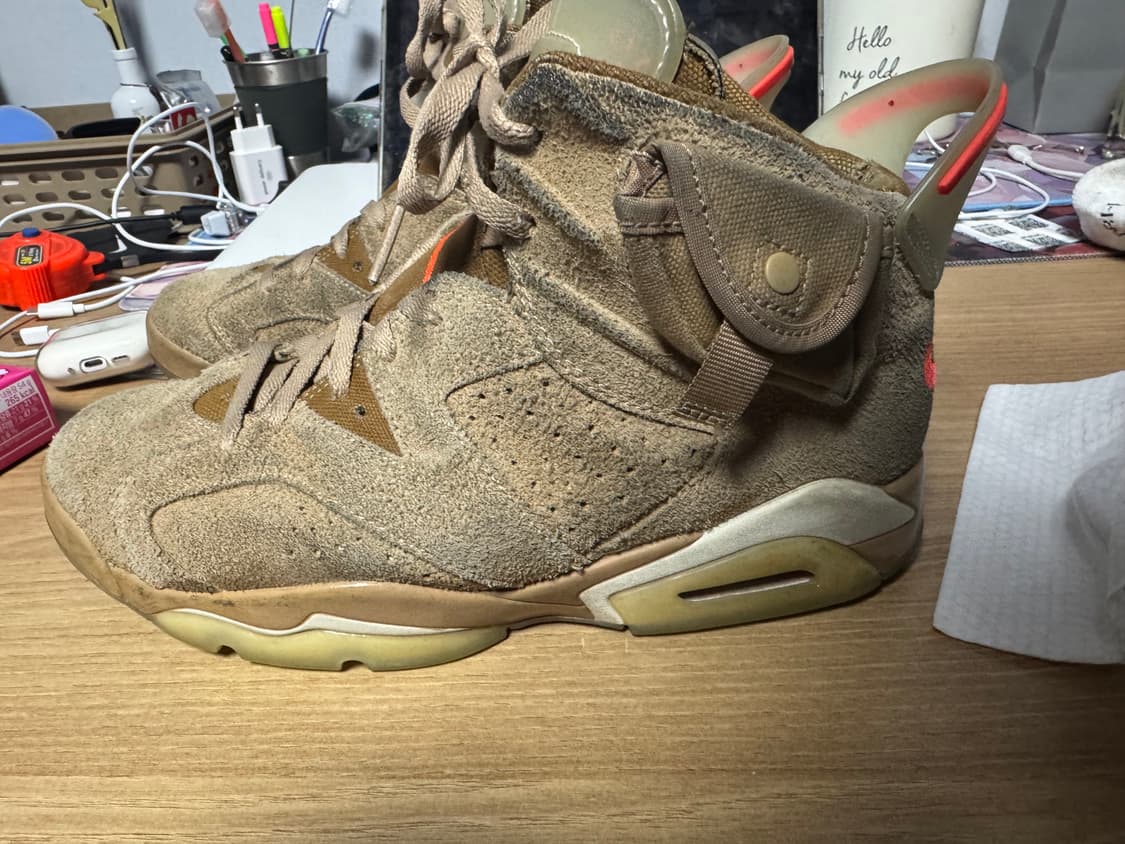 나이키 조던6 트래비스 스캇 브리티쉬 카키 상품이미지3