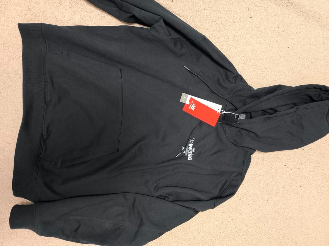 New Balance x IU world tour hoodie 상품이미지1