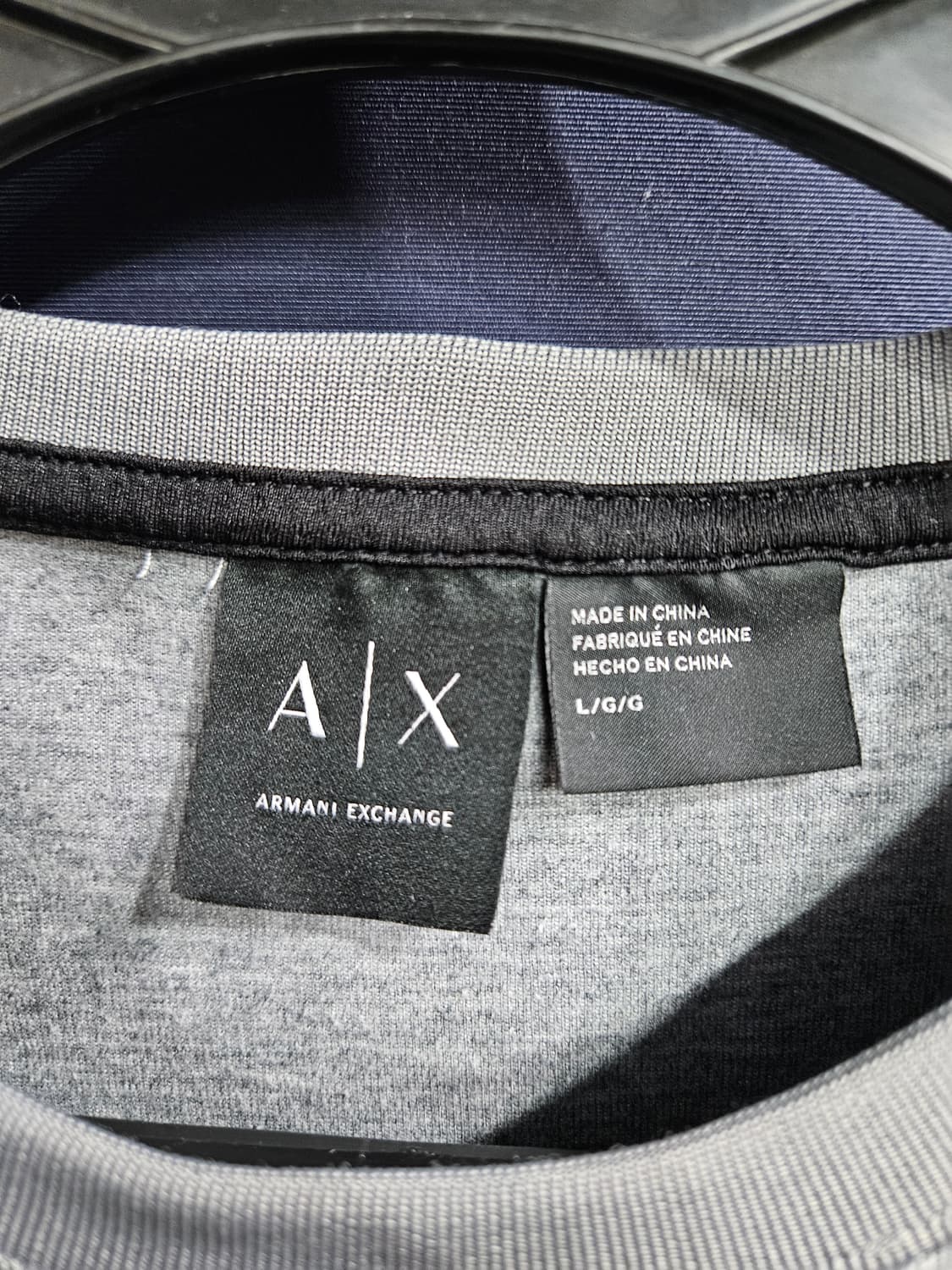 아르마니 익스체인지 그레이 남성 세미오버핏 100 맨투맨  상품이미지3