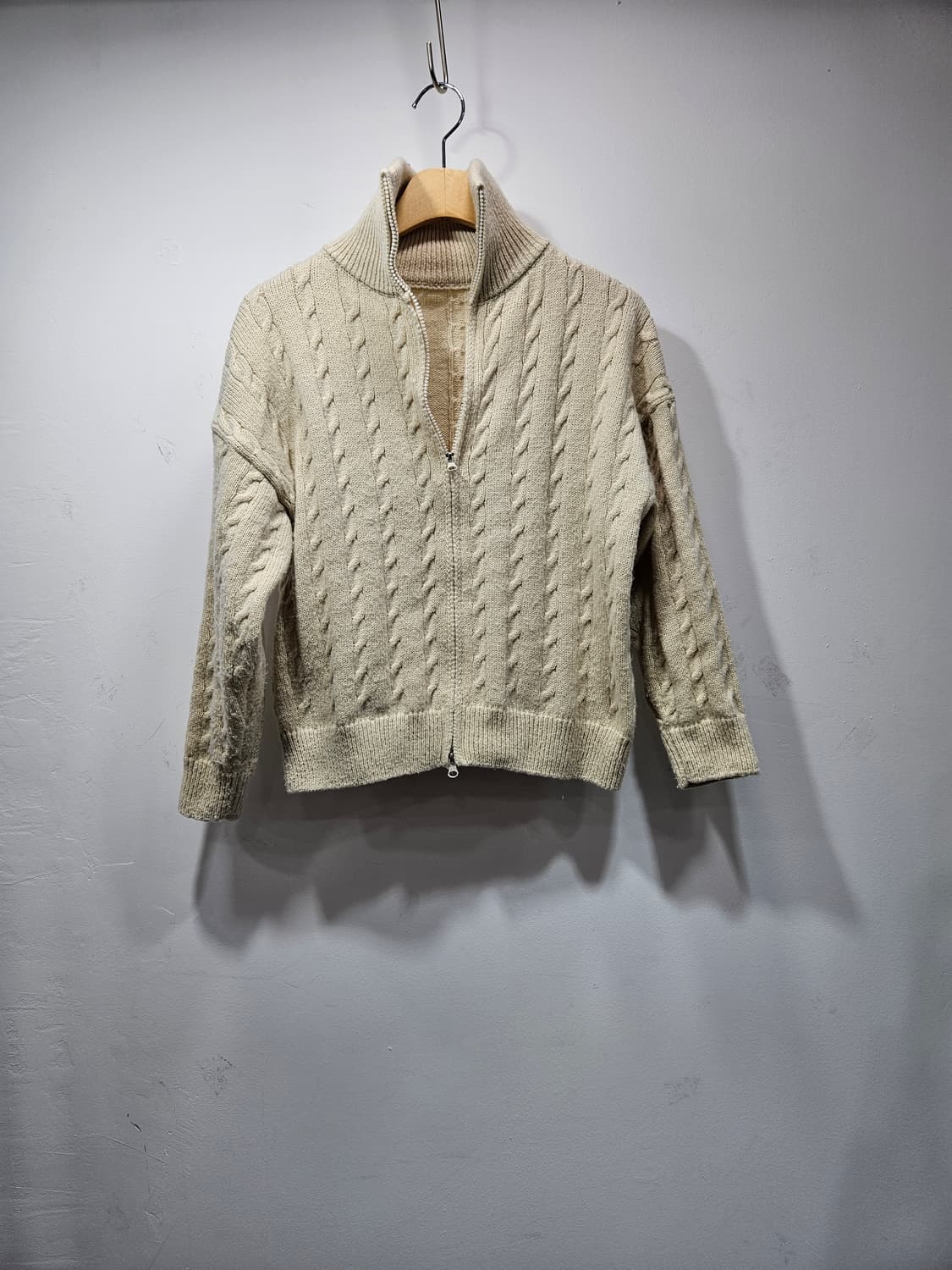 아이보리 니트 집업 가디건 상품이미지2