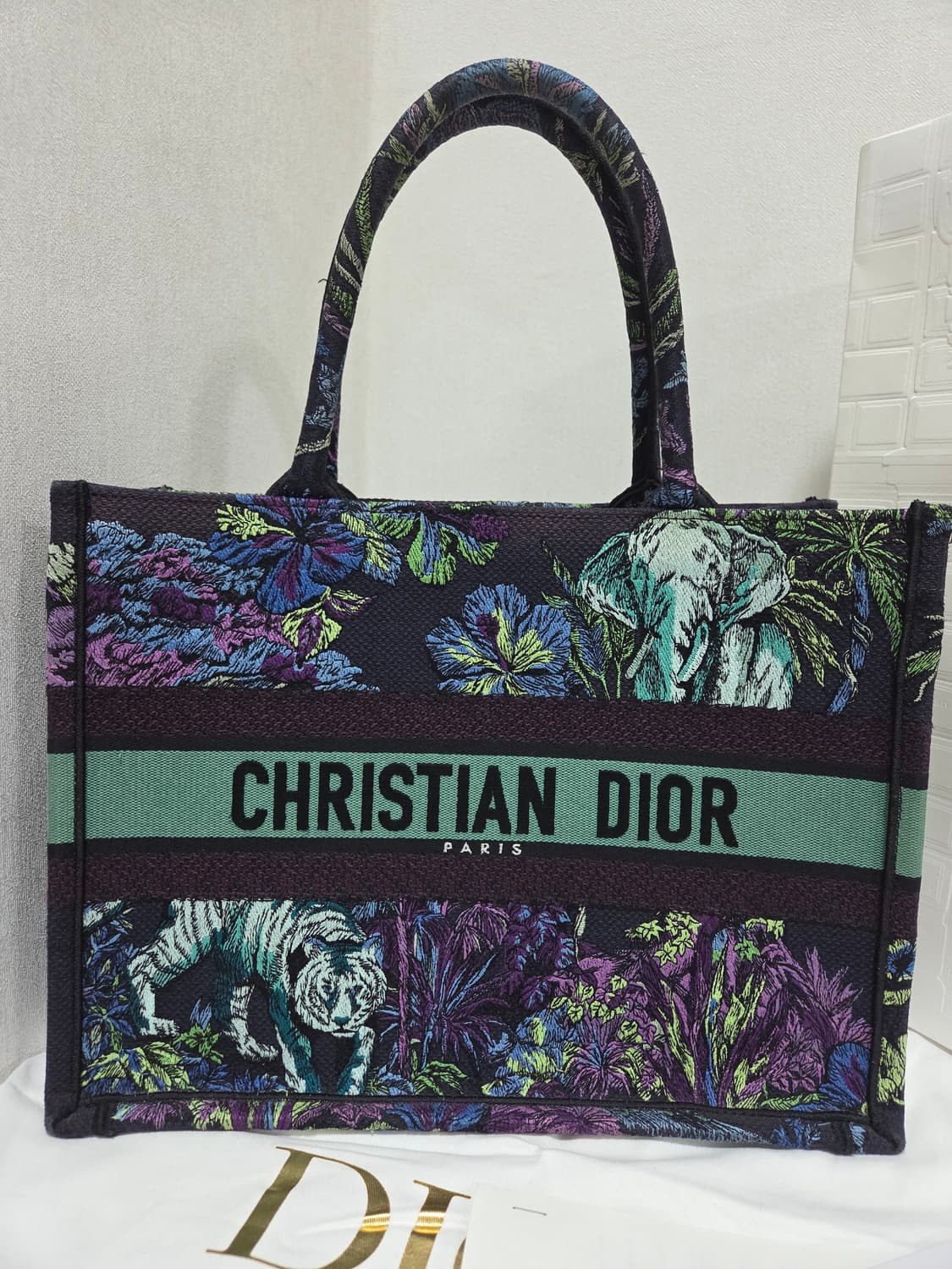 [새상품급] 디올 북 토트 백 뜨왈드주이 블루 멀티컬러 Medium 상품이미지2