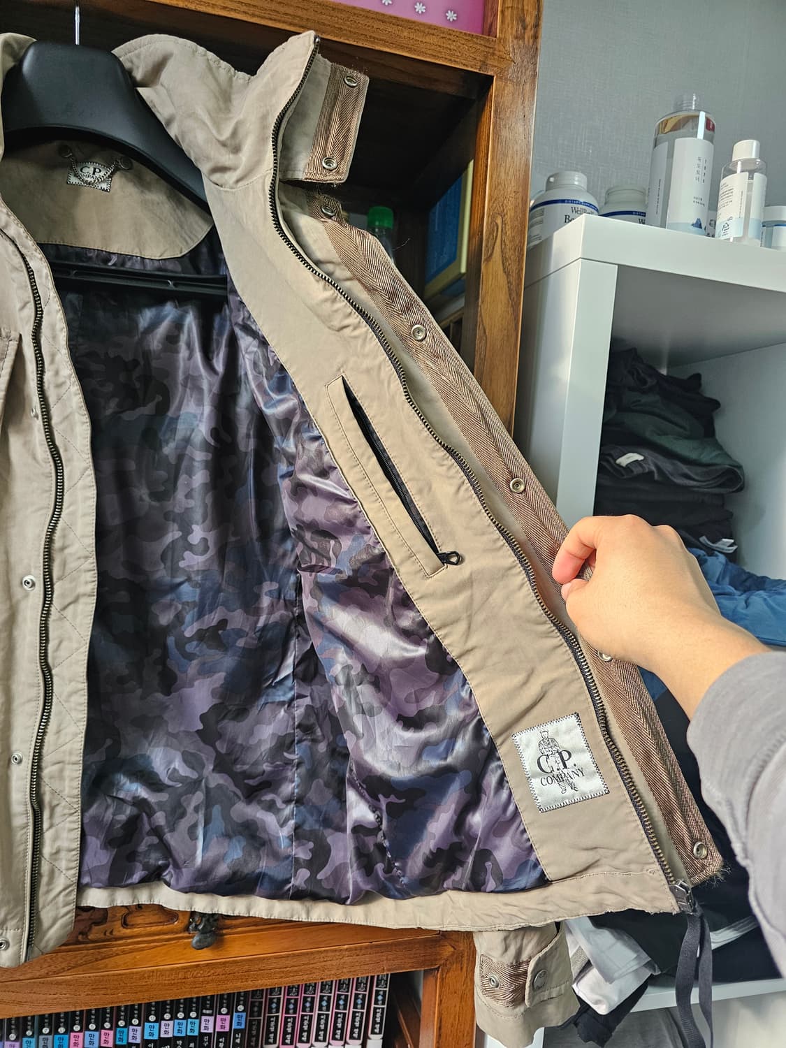 정품 씨피 CP컴퍼니 고글 자켓 베이지 팔아요 95 100 상품이미지8