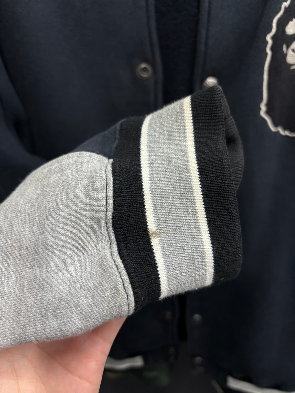 베이프 빅사루 투톤 바시티 자켓 상품이미지9