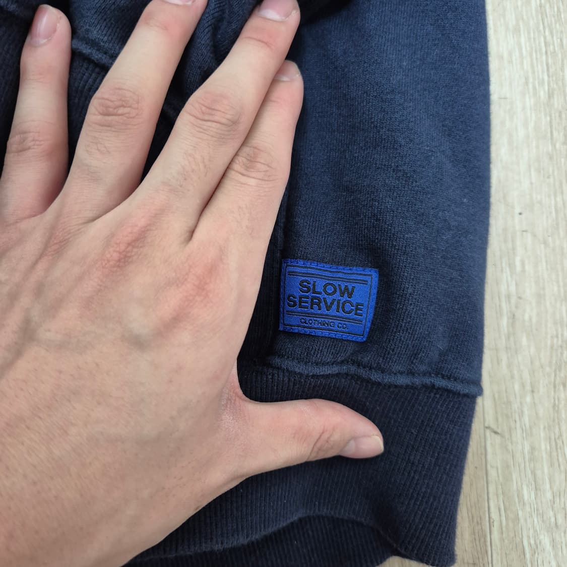 SLOW SERVICE 남성 빅로고 후드티  상품이미지5
