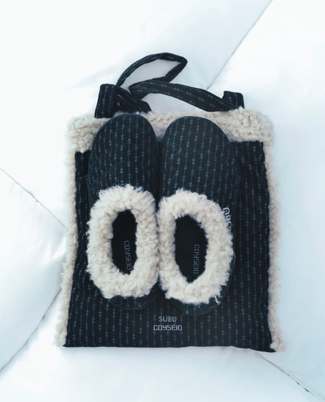 코이세이오 X 스부 스너그 패딩 슈케이스 상품이미지1