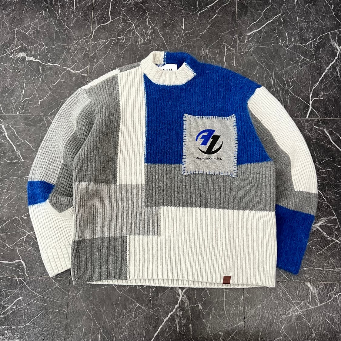 아더에러 x 자라 패치워크 오버사이즈 니트 스웨터 멀티컬러 상품이미지3