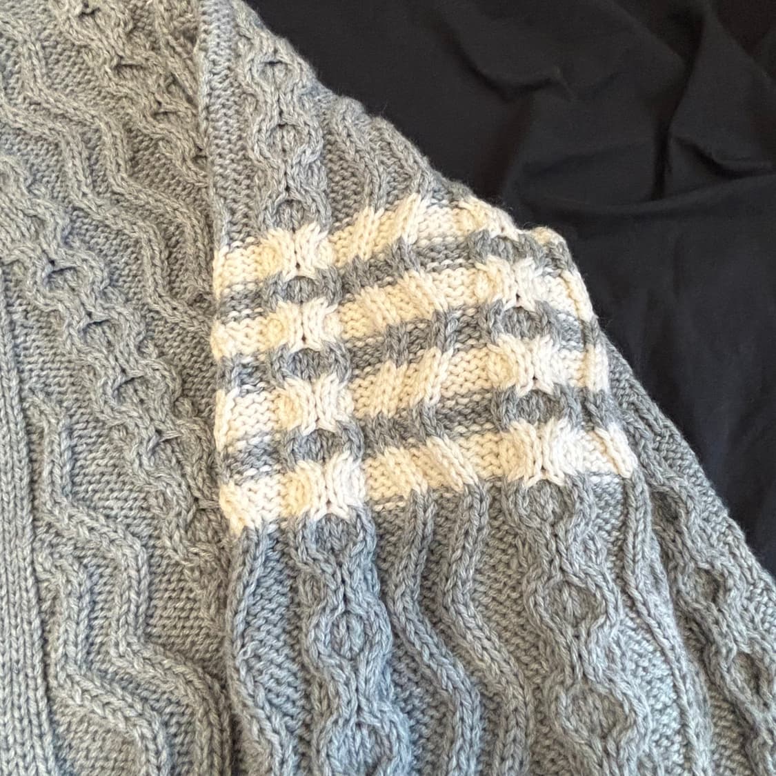 톰브라운 아란 케이블 니트 가디건 4사이즈 상품이미지2