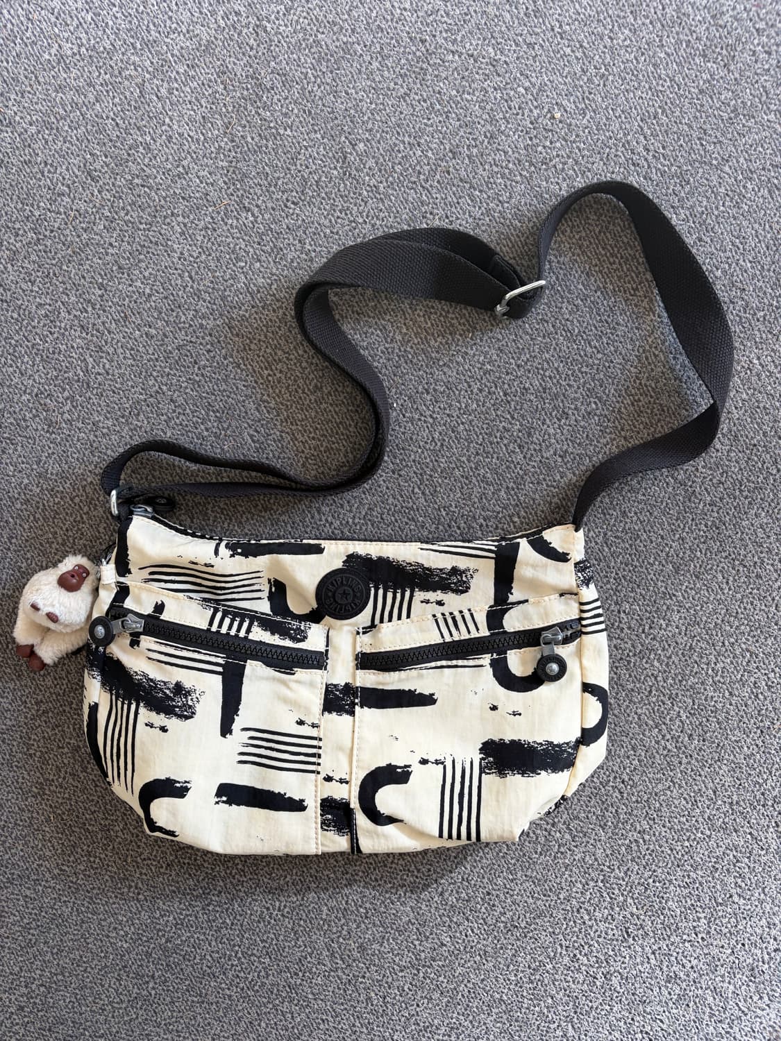 379. 키플링 크로스백 상품이미지1