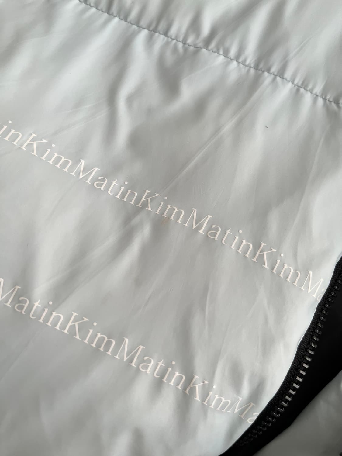 S) 마뗑킴 글로시 푸퍼 덕다운 패딩 스카이 상품이미지5