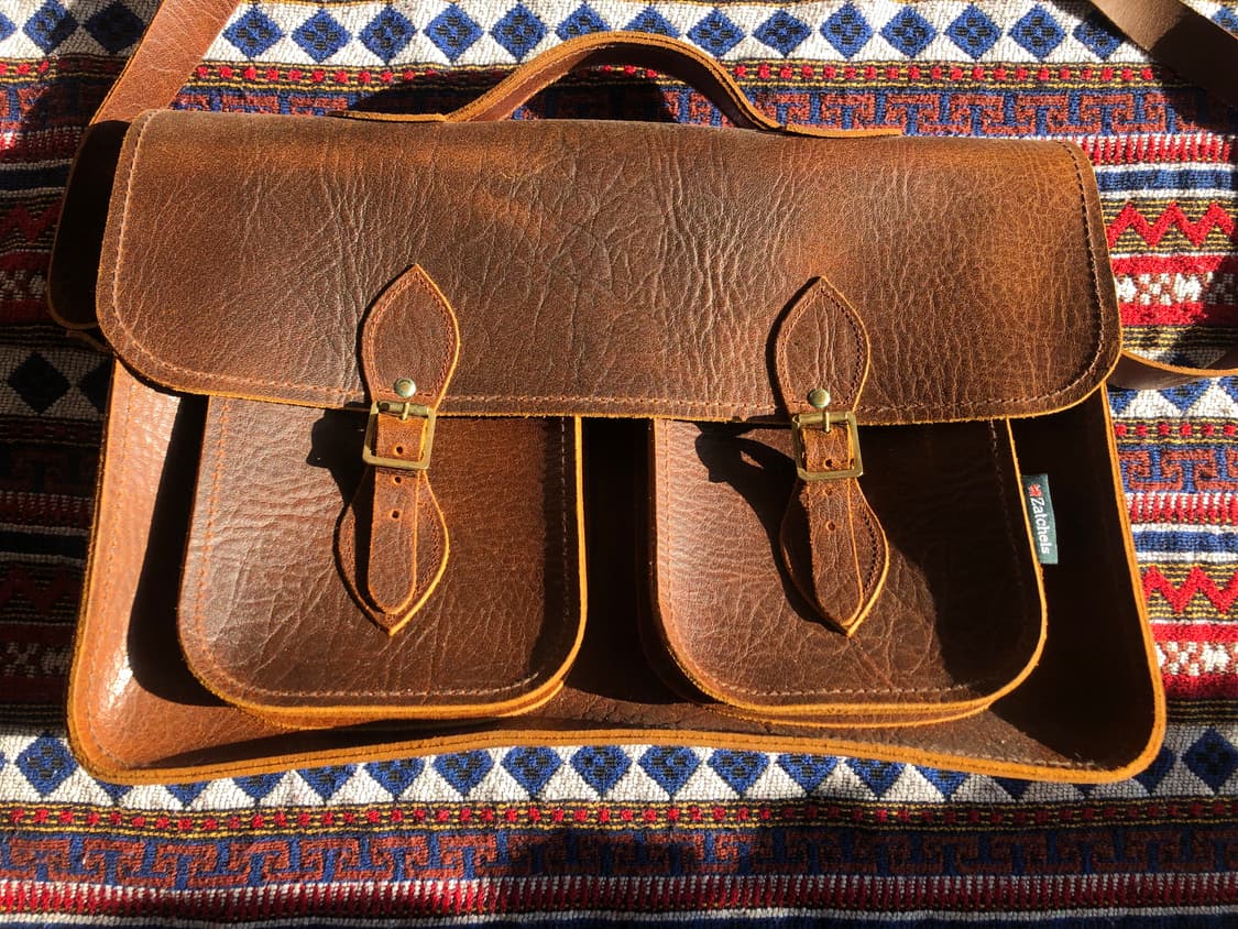 자첼 레더 사첼백 브라운 브리프케이스 상품이미지3