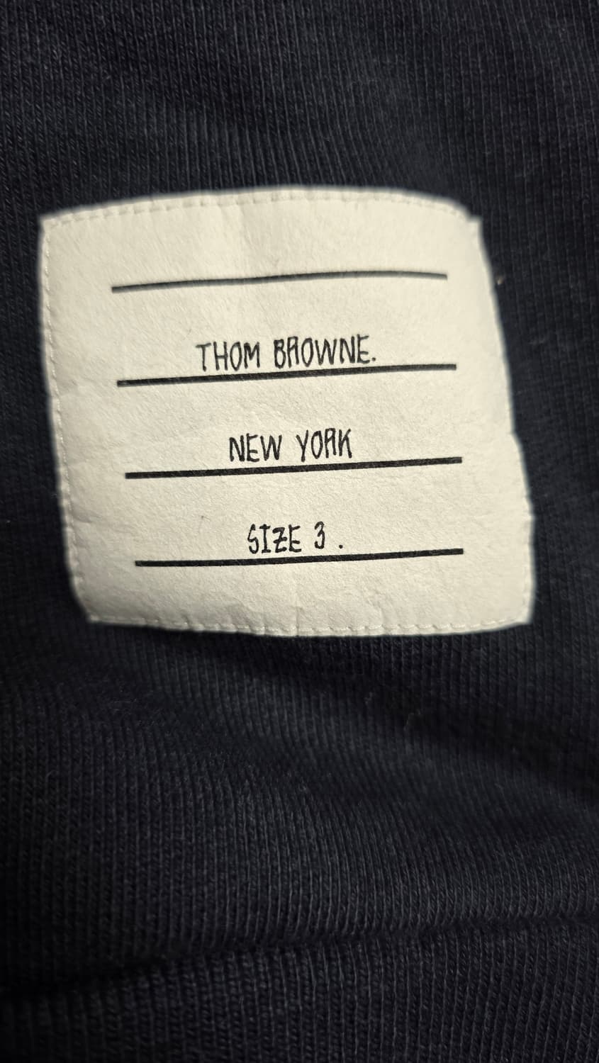 [3,새상품급]톰브라운 백삼선 맨투맨 상품이미지2