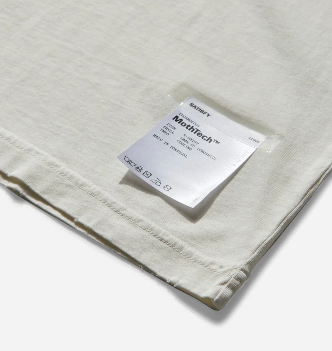 MothTech™ T-Shirt | Off-White - XL 상품이미지3